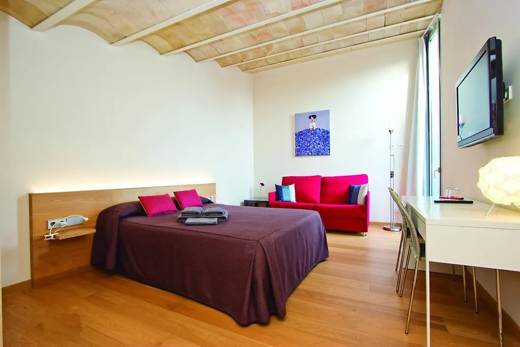 Hotel Can Bo De Pau contacts